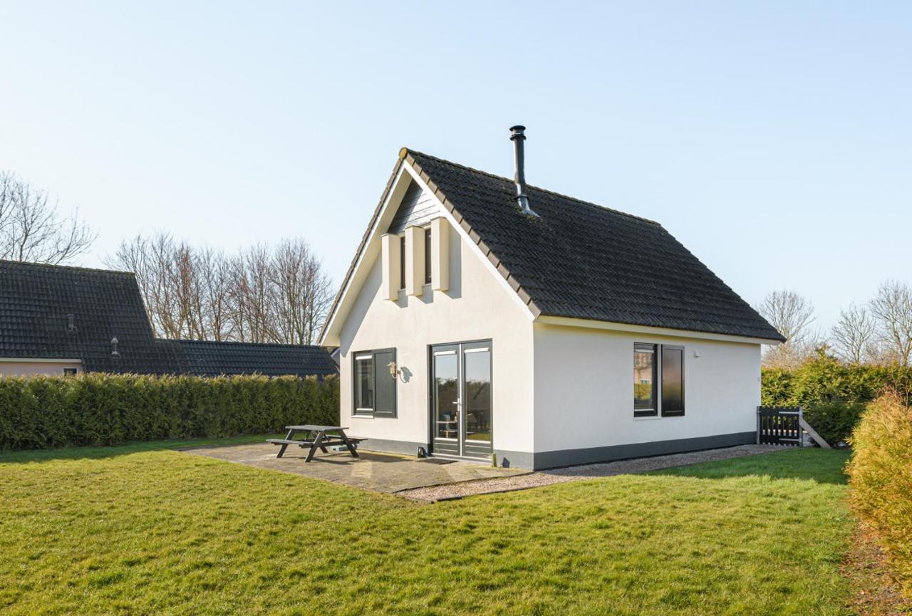 The Frisian Beach House Met Scandinavische Barrel Sauna Tzummarum Exterior photo