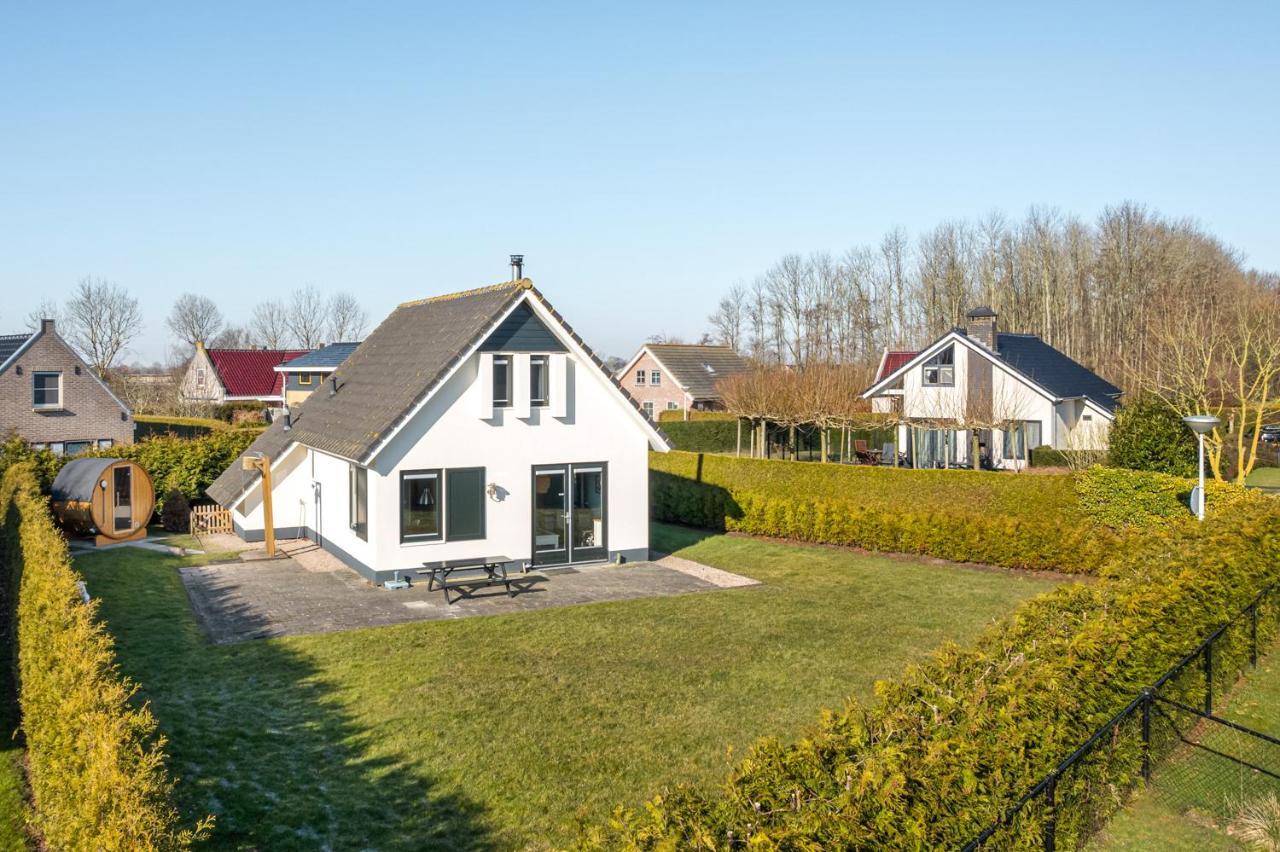 The Frisian Beach House Met Scandinavische Barrel Sauna Tzummarum Exterior photo