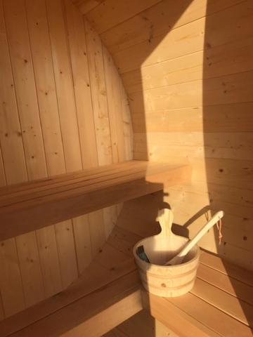 The Frisian Beach House Met Scandinavische Barrel Sauna Tzummarum Exterior photo